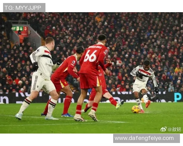 曼联友谊赛大胜阿森纳神奇扑救成比赛转折点战术分析