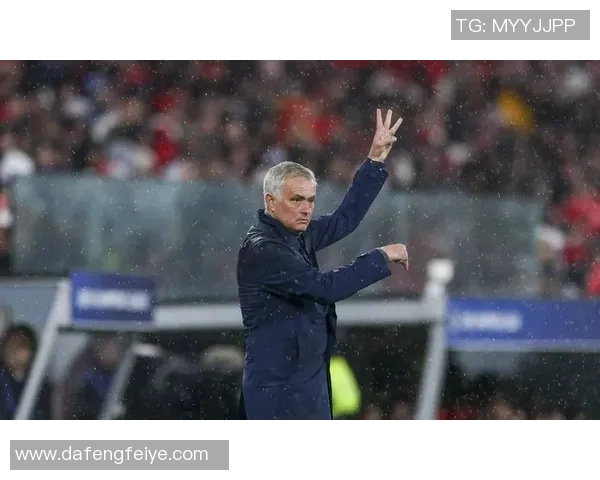 欧冠激战曼联逆转波尔图全场沸腾赛后点评引发热议